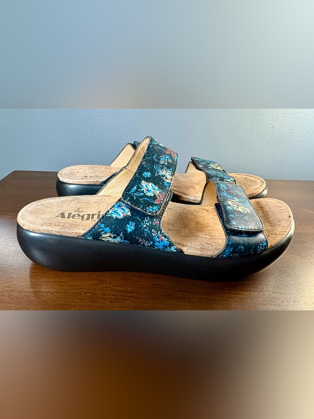 Alegria Bryce Navy Blue Floral Platform Slide Sandals Size 40 EU (US 9.5)